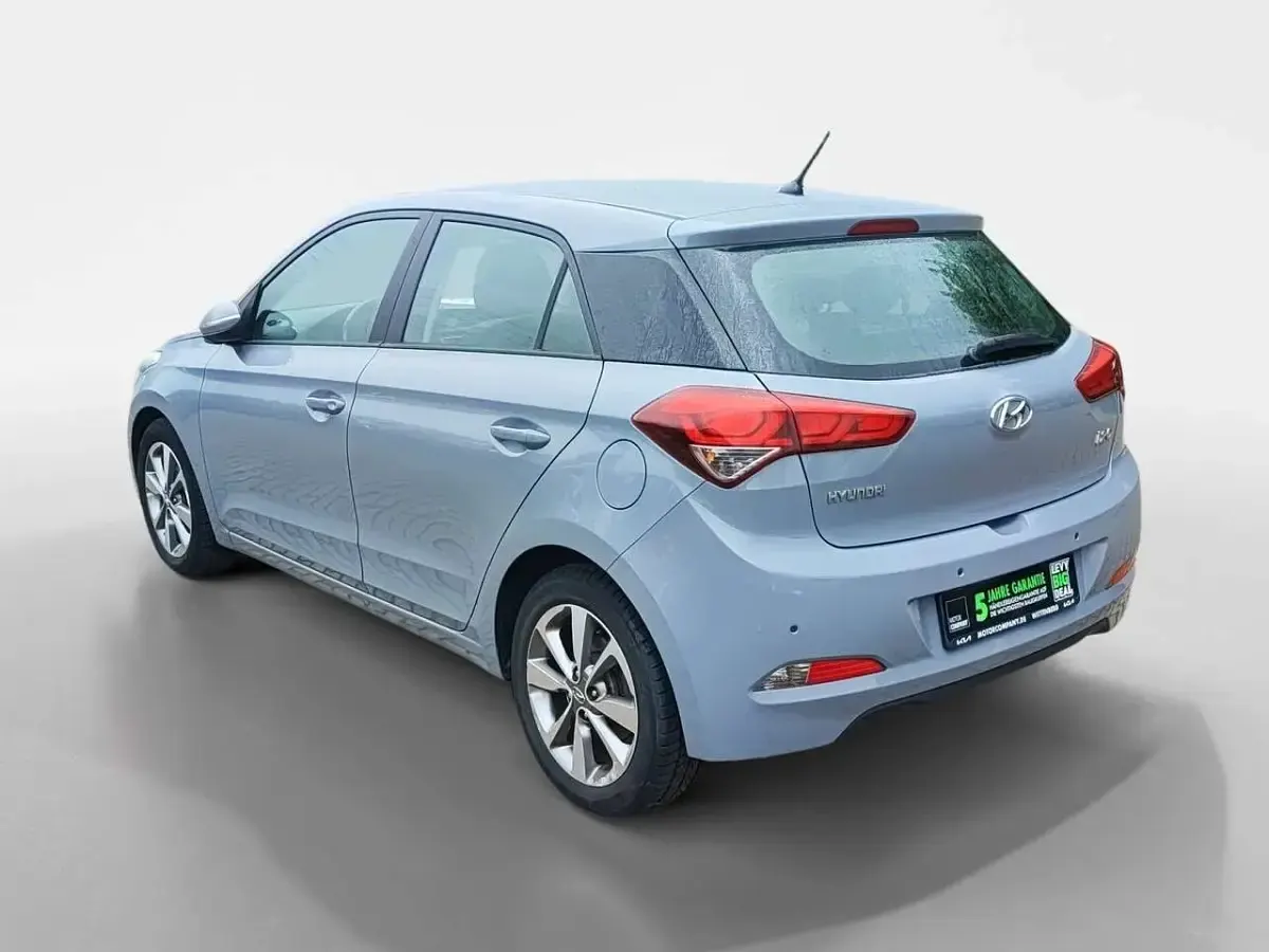 Gebraucht Hyundai i20 Intro Edition 84 PS (61 kW) 2015 Other Kleinwagen