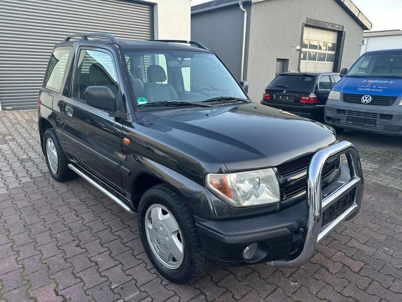 Schwarz Gebraucht 2001 Mitsubishi Pajero SUV | 3.990 € (Superpreis) - Bild 1/4