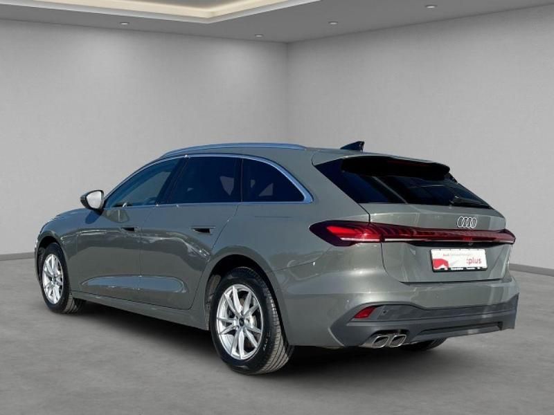 Gebraucht Audi A5 Ambiente 204 PS (150 kW) 2024 Grau Kombi