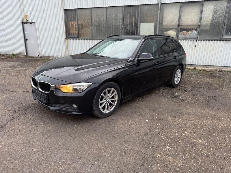 Gebraucht BMW 316 136 PS (100 kW) 2013 Schwarz Kombi