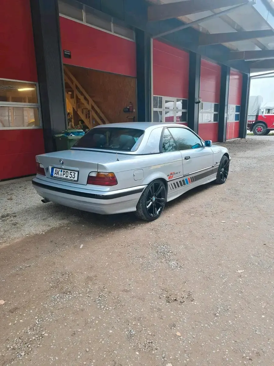 Gebraucht BMW 320 Cabriolet 150 PS (110 kW) 1995 Grau Cabrio