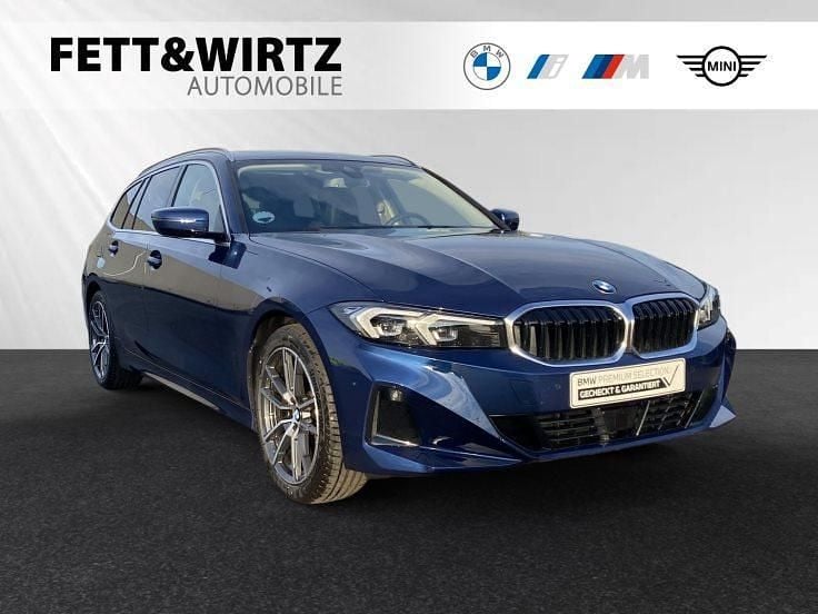 Phytonicblau metallic Gebraucht 2024 BMW 318 Efficient Dynamics Kombi | 33.990 € (Fairer Preis) - Bild 1/3