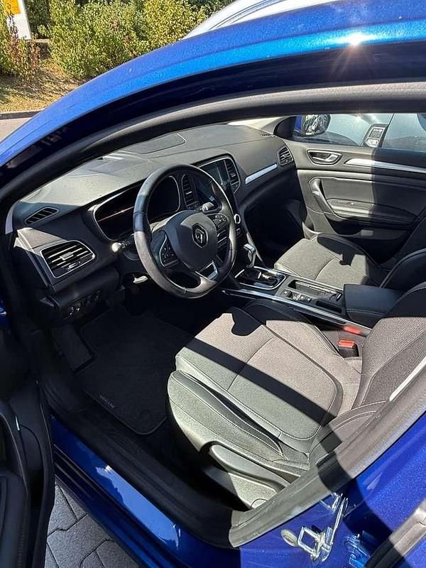 Blau Gebraucht 2021 Renault Mégane IV Intens Kombi | 16.000 € (Guter Preis) - Bild 1/4