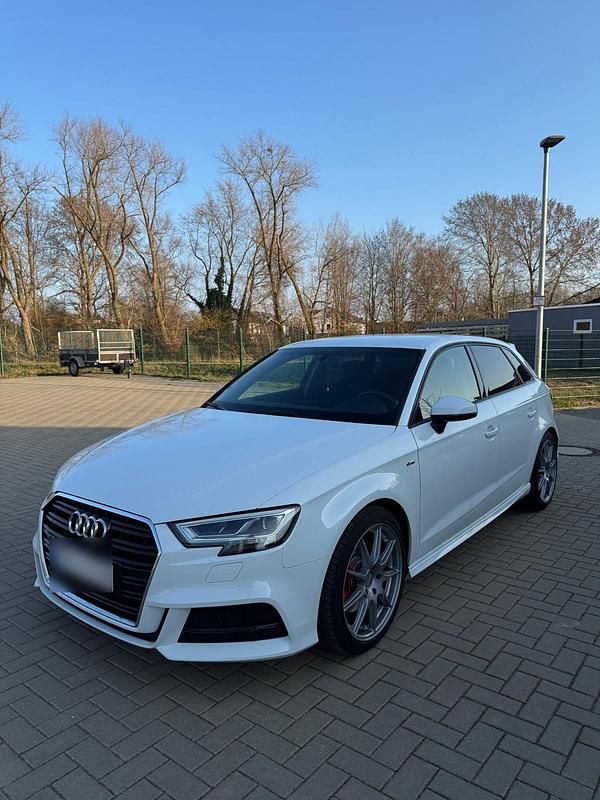 Gebraucht Audi A3 S-Line 190 PS (139 kW) 2019 Weiß Limousine