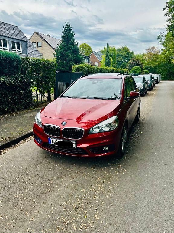 Gebraucht BMW 218 Performance 150 PS (110 kW) 2014 Rot Limousine