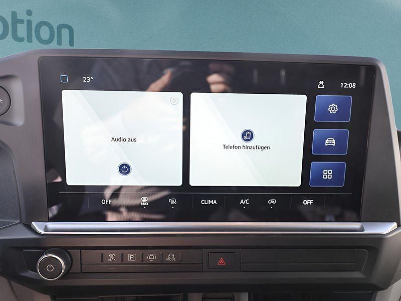 Neu VW T7 150 PS (110 kW) 2025 Weiß Van