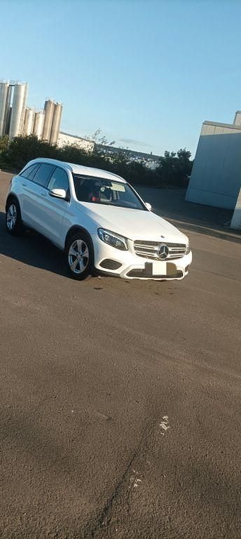 Weiß Gebraucht 2015 Mercedes GLC220 SUV | 12.999 € (Fairer Preis) - Bild 1/4