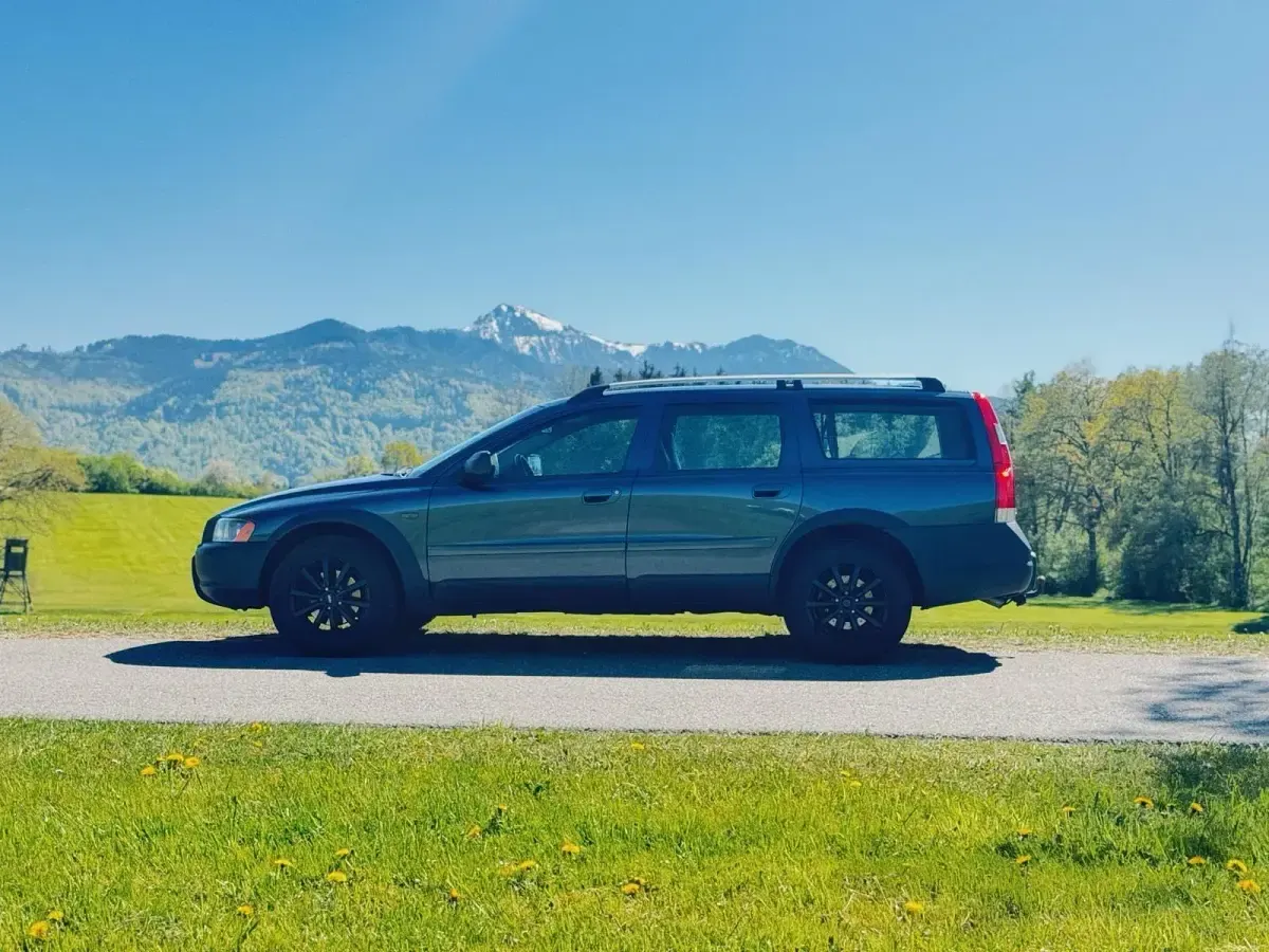 Gebraucht Volvo XC70 163 PS (119 kW) 2006 Blau Kombi