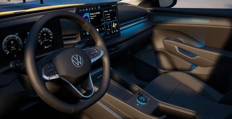 Neu VW T-Roc Style 116 PS (85 kW) 2026 Gelb SUV