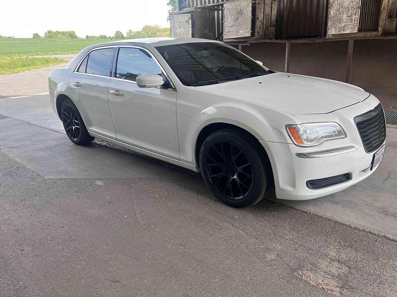 Usado Chrysler 300C 296 CV (217 kW) 2014 Blanco Berlina