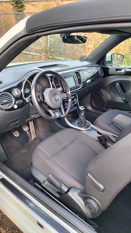 Gebraucht VW Beetle Cabriolet Sound 105 PS (77 kW) 2017 Weiß Cabrio