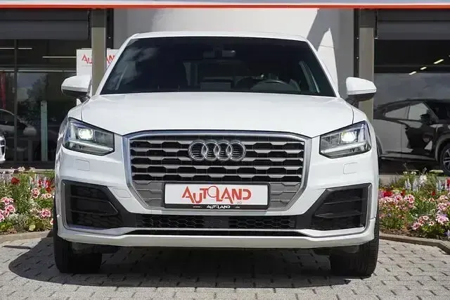 Gebraucht Audi Q2 S-Line 150 PS (110 kW) 2020 Weiß SUV