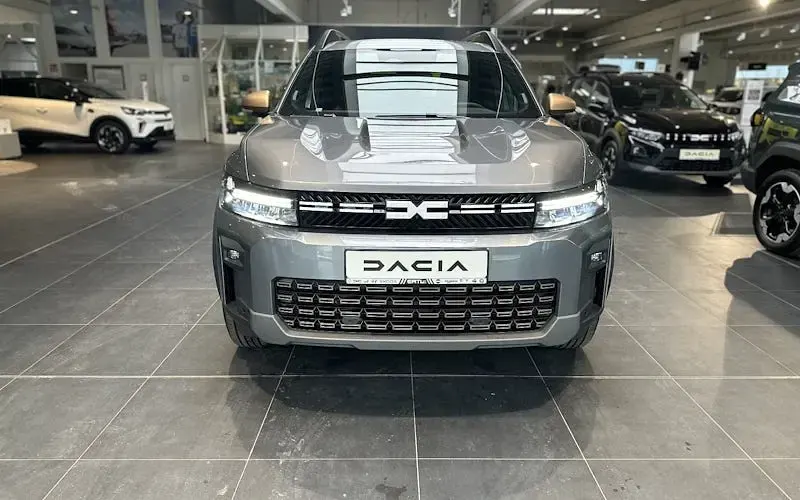Neu Dacia Bigster Expression 140 PS (102 kW) 2025 Grau SUV