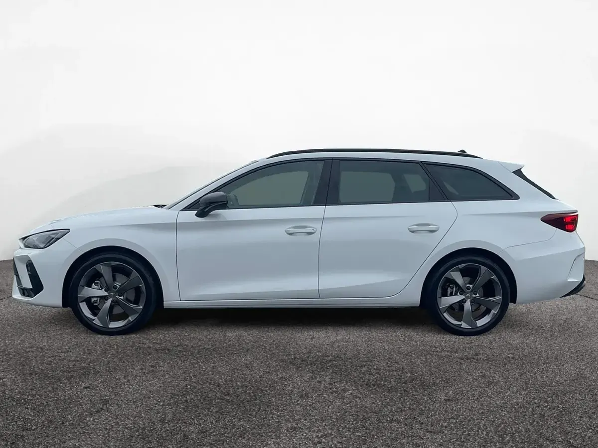 Neu Cupra Leon 204 PS (150 kW) 2026 Nevada weiß Limousine