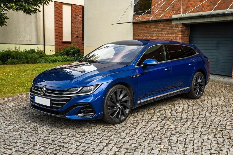 Blau Gebraucht 2022 VW Arteon R-line Limousine | 28.500 € (Fairer Preis) - Bild 1/4