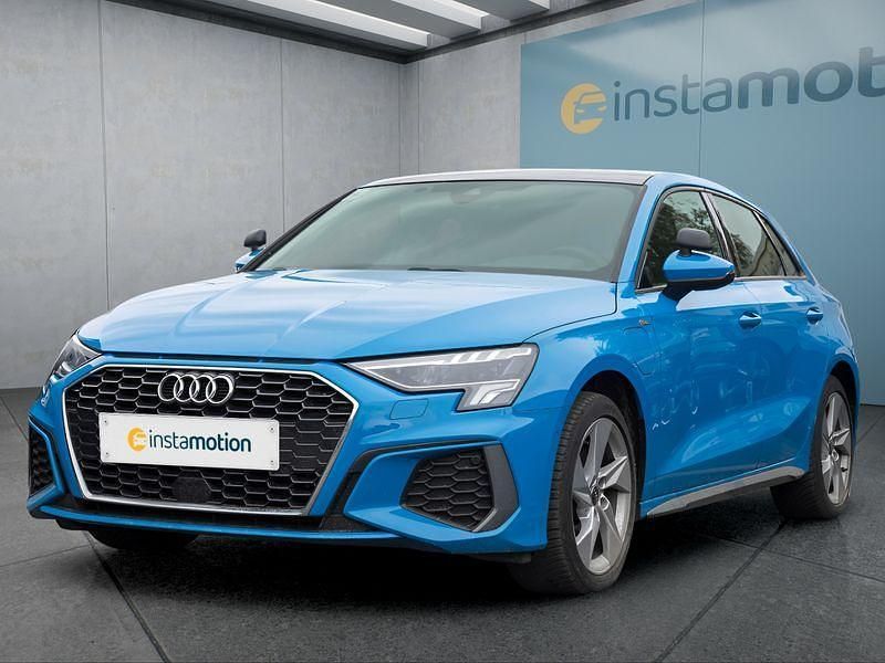 Blau Gebraucht 2023 Audi A3 e-tron S-Line Kleinwagen | 30.199 € (Fairer Preis) - Bild 1/4