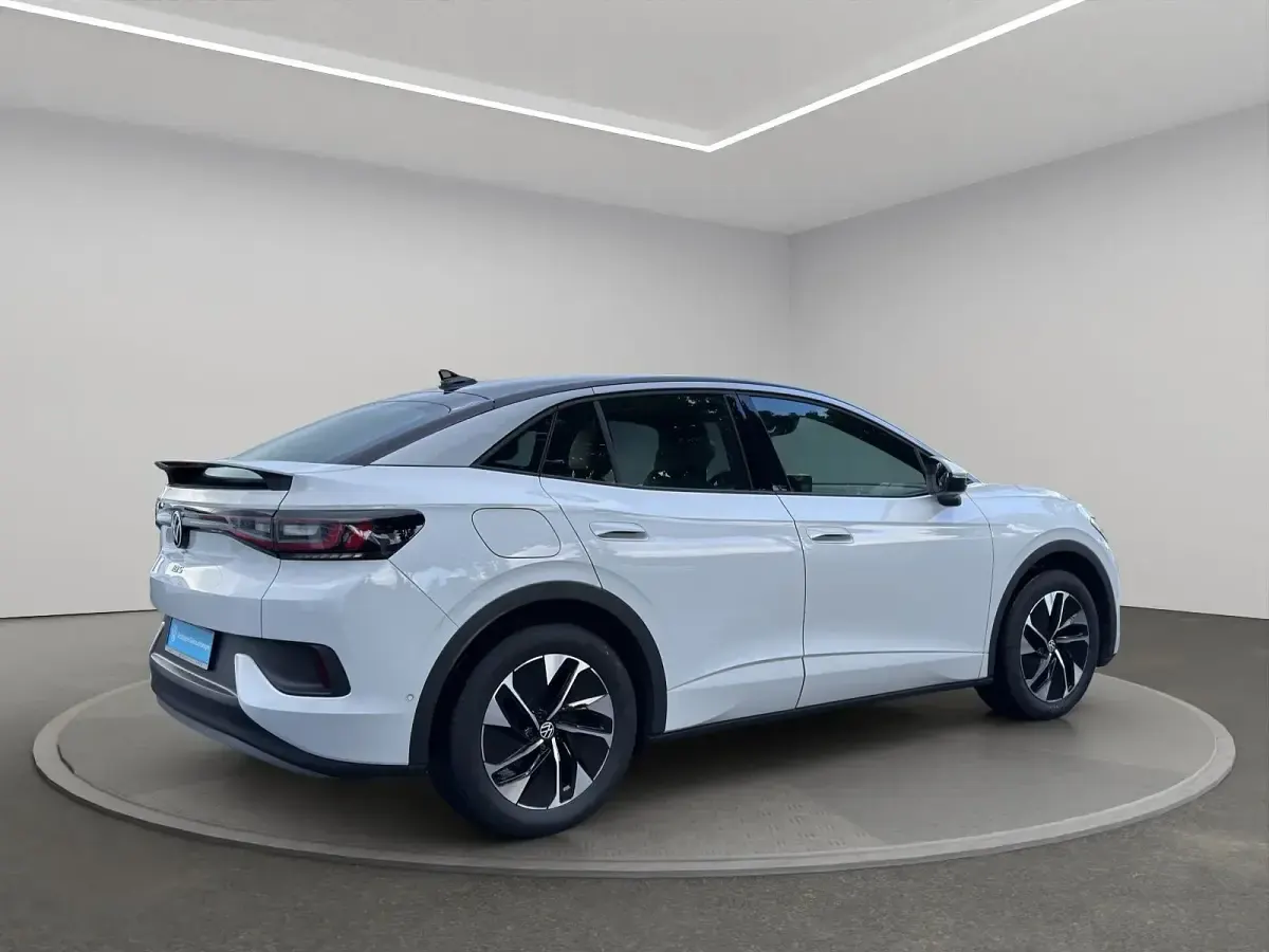 Gebraucht VW ID.5 Pro 210 kW (286 PS) 2024 Gletscherweiß metallic SUV