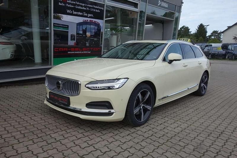Foliert (crystallweiss met) Gebraucht 2023 Volvo V90 Plus Kombi | 34.700 € (Guter Preis) - Bild 1/4
