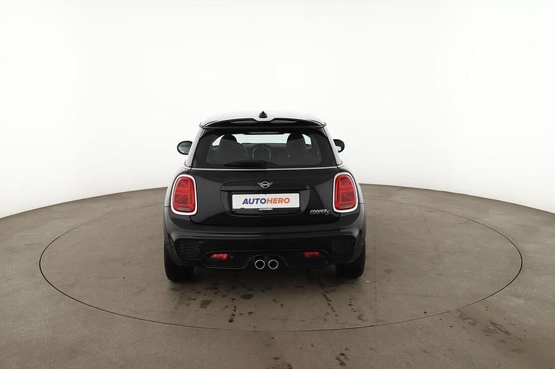 Gebraucht Mini Cooper S 192 PS (141 kW) 2020 Schwarz Kleinwagen