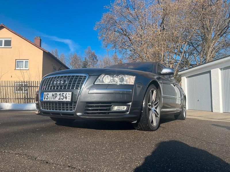 Gebraucht Audi S8 Comfort 450 PS (330 kW) 2009 Limousine