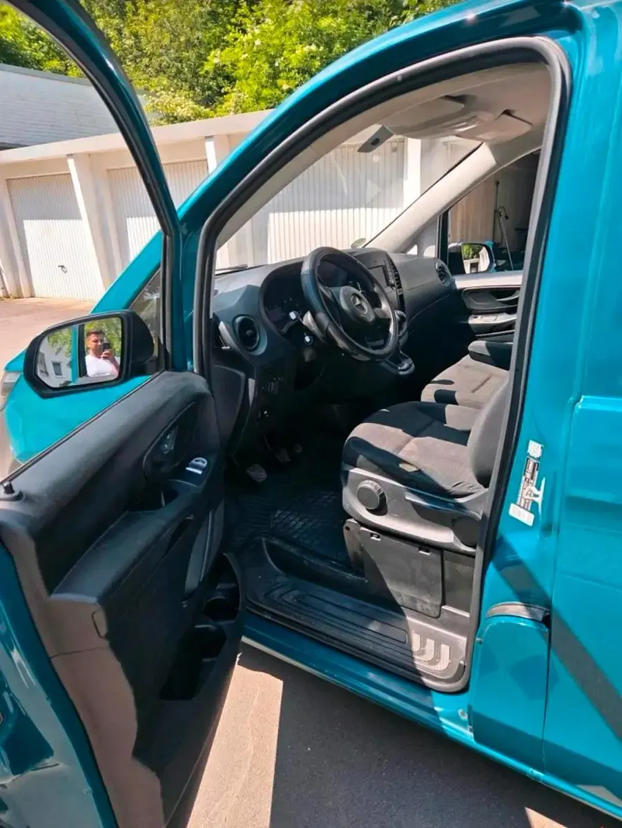 Gebraucht Mercedes Vito 114 PS (83 kW) 2017 Van