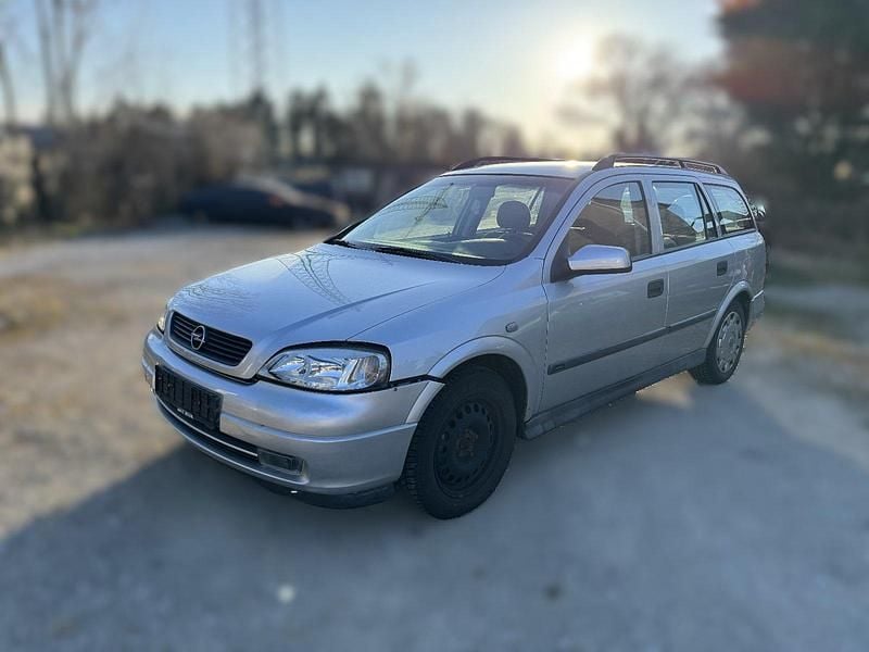 Gebraucht Opel Astra 84 PS (61 kW) 2002 Silber Kombi