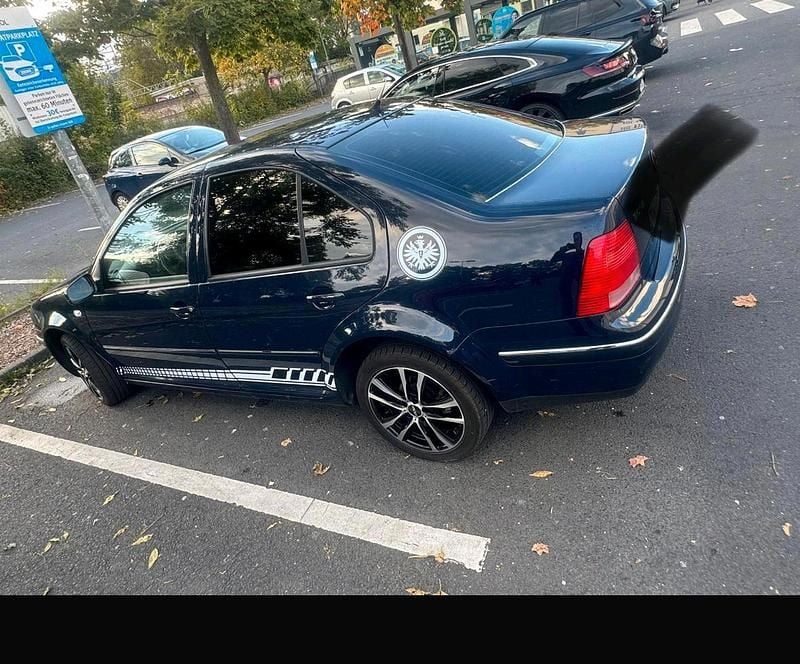 Gebraucht VW Bora 75 PS (55 kW) 2003 Blau Limousine