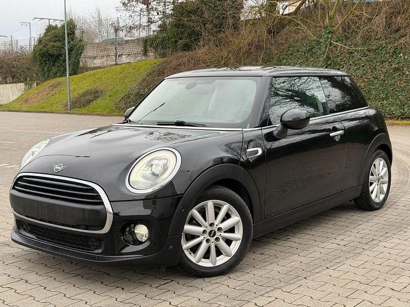 Gebraucht Mini Cooper D 116 PS (85 kW) 2016 Schwarz Kleinwagen