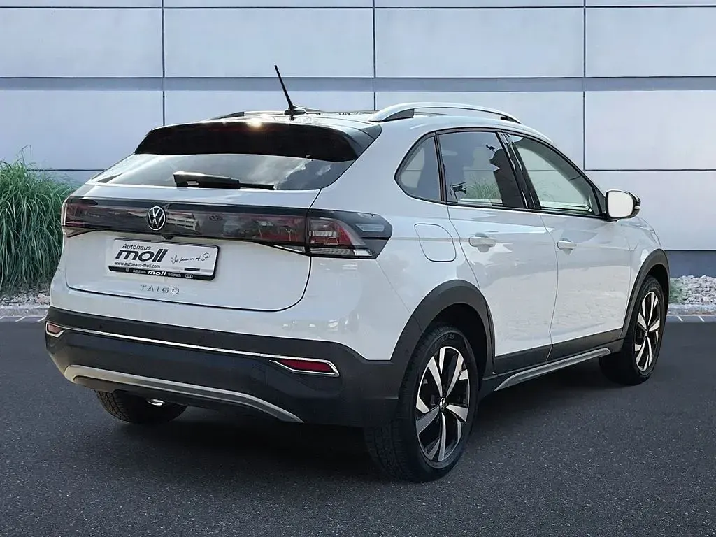 Gebraucht VW Taigo Style 150 PS (110 kW) 2024 Pure white schwarz SUV