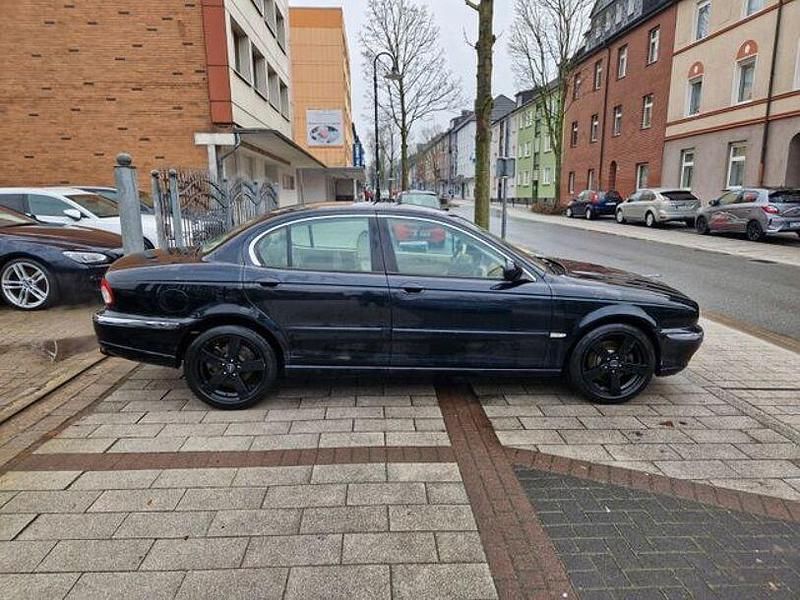Gebraucht Jaguar X-type Executive 196 PS (144 kW) 2004 Schwarz Limousine
