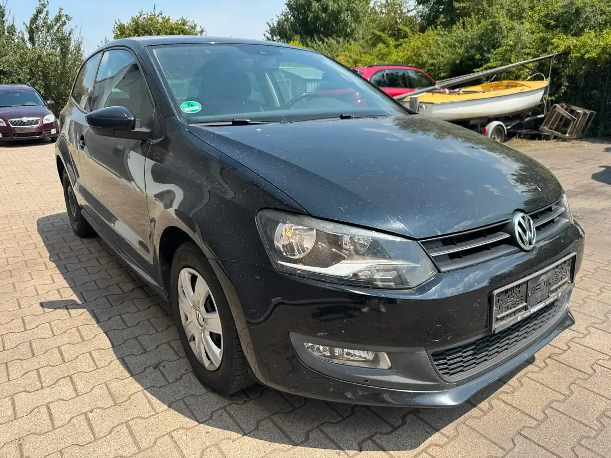 Gebraucht VW Polo 60 PS (44 kW) 2010 Schwarz Kleinwagen