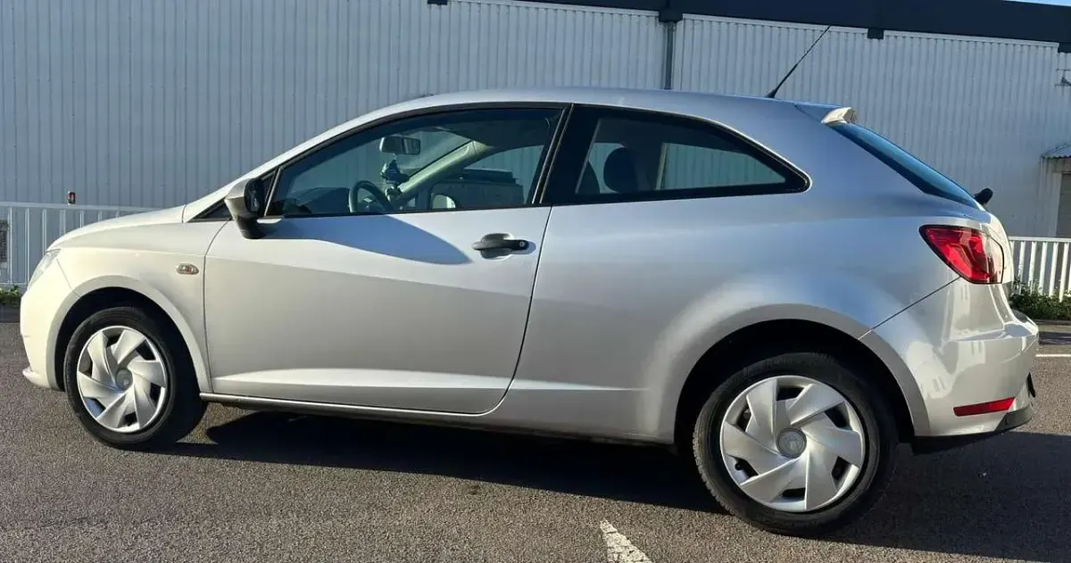 Gebraucht Seat Ibiza SC Stylance 69 PS (50 kW) 2012 Silber Kleinwagen