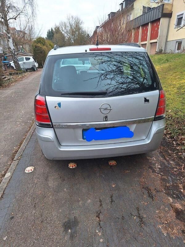Silber Gebraucht 2005 Opel Zafira Edition Van / Kleinbus | 2.200 € (Fairer Preis) - Bild 1/4