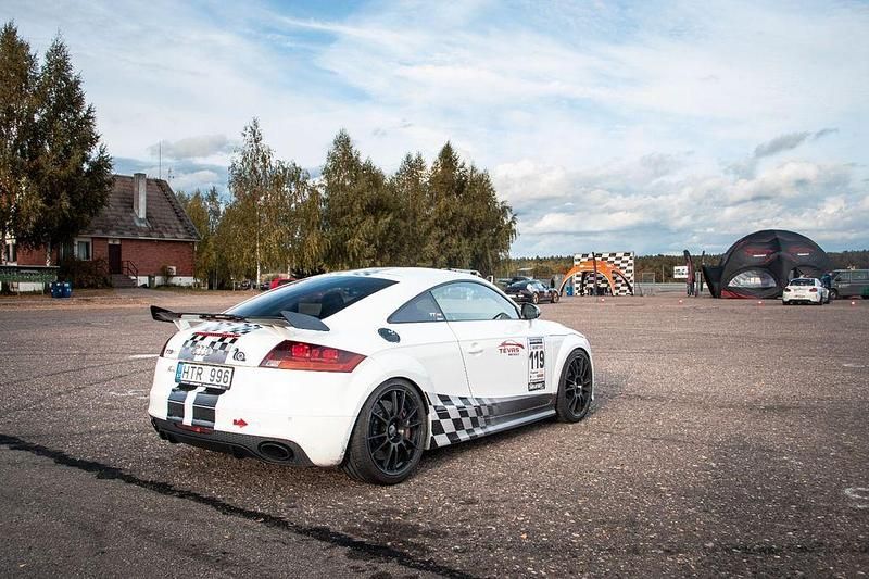 Gebraucht Audi TT RS Sport 340 PS (250 kW) 2012 Weiß Coupé