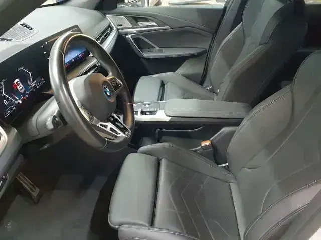Gebraucht BMW X1 M Sport 136 PS (100 kW) 2023 Mineralweiß metallic SUV