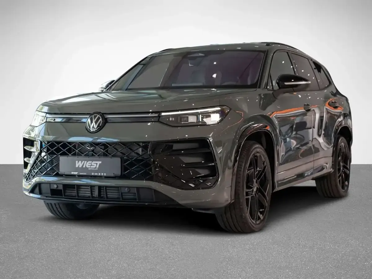 Neu VW Tayron R-line 193 PS (141 kW) 2026 Cipressinogrün metallic SUV