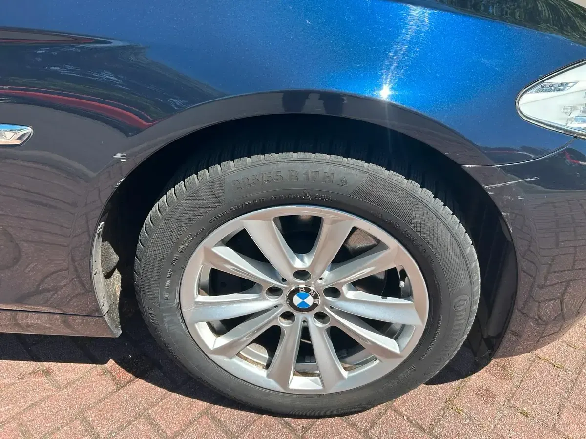 Gebraucht BMW 528 245 PS (180 kW) 2011 Blau Limousine
