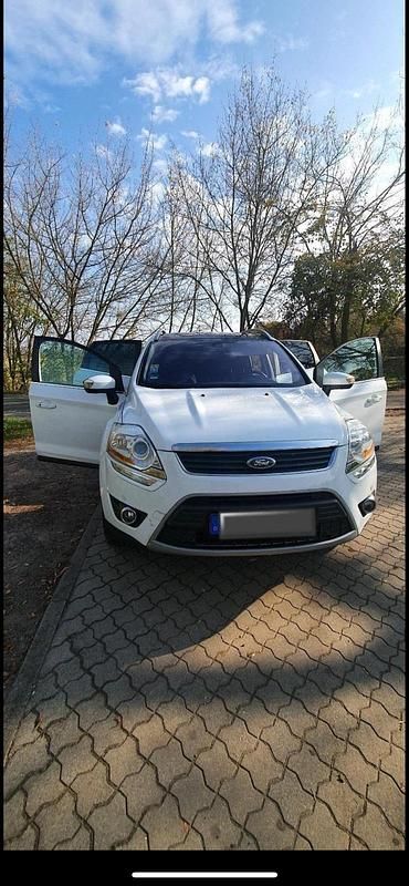 Gebraucht Ford Kuga Titanium S 140 PS (102 kW) 2012 Weiß SUV