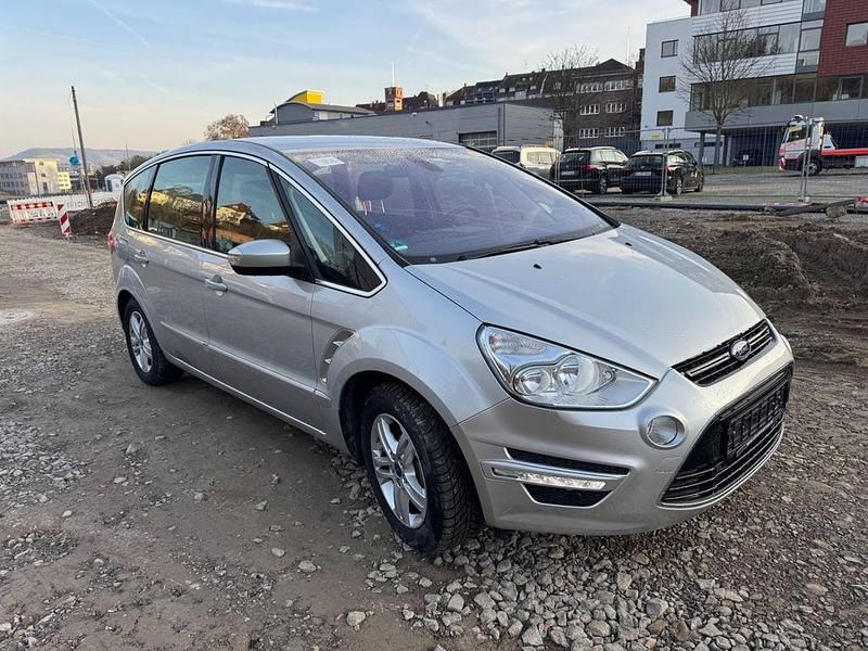 Gebraucht Ford S-MAX Titanium 203 PS (149 kW) 2011 Polarsilber metallic Van / Kleinbus