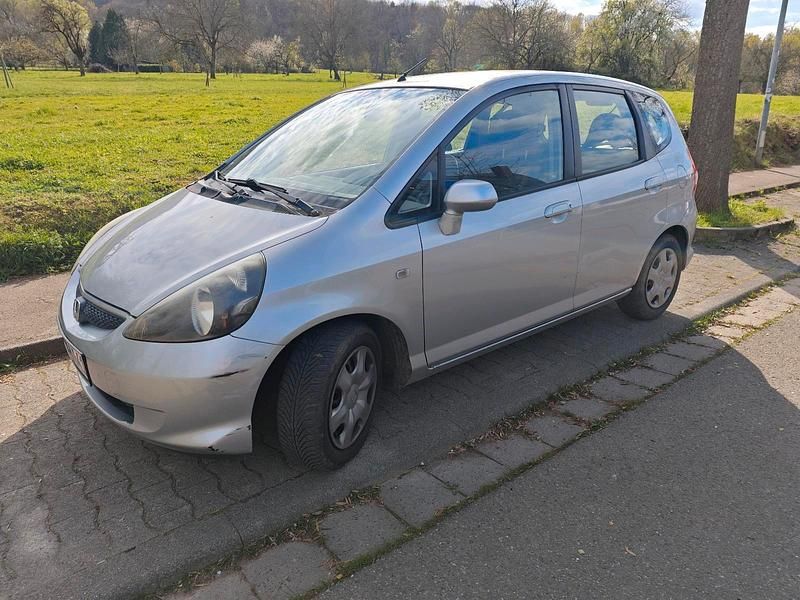 Gebraucht Honda Jazz Cool 86 PS (63 kW) 2005 Silber Kleinwagen