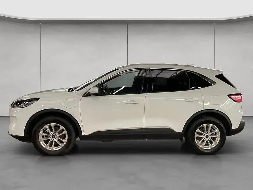 Brugt Ford Kuga Titanium 152 HK (111 kW) 2021 Hvid SUV