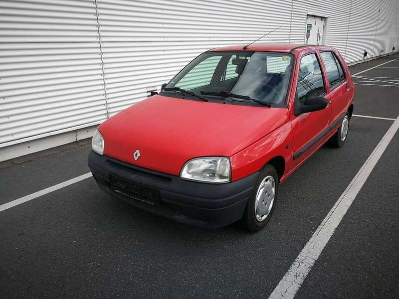 Rot Gebraucht 1997 Renault Clio Campus Limousine | 2.550 € - Bild 1/4