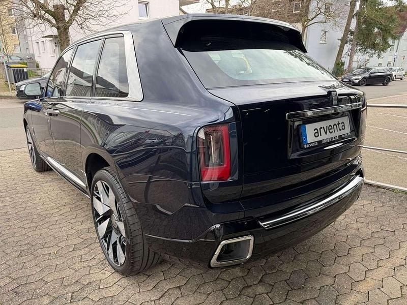 Neu Rolls Royce Cullinan 571 PS (419 kW) 2026 Midnight sapphire SUV