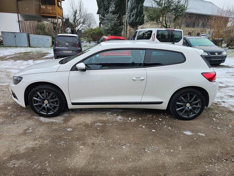 Gebraucht VW Scirocco 160 PS (117 kW) 2008 Weiß Coupé
