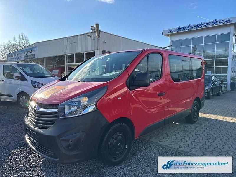 Gebraucht Opel Vivaro 90 PS (66 kW) 2015 B) (rot Van / Kleinbus