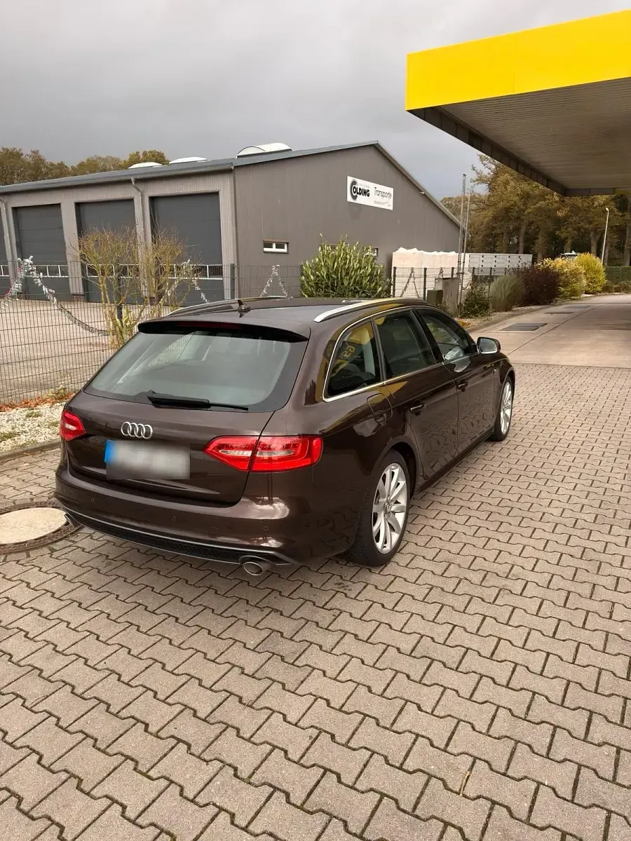 Gebraucht Audi A4 250 PS (183 kW) 2014 Braun Kombi