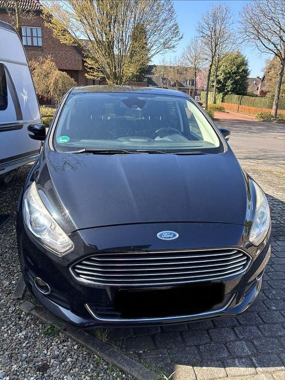 Gebraucht Ford S-MAX Titanium 150 PS (110 kW) 2016 Schwarz Van / Kleinbus