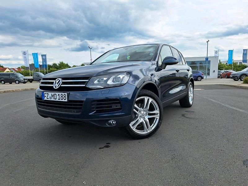 Blau Gebraucht 2010 VW Touareg SUV | 14.900 € (Etwas zu teuer) - Bild 1/4