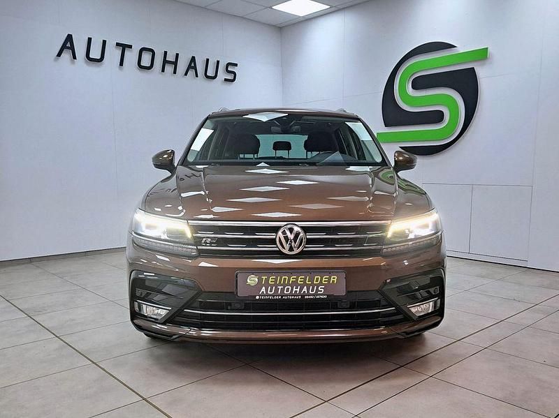 Gebraucht VW Tiguan R-line 150 PS (110 kW) 2017 Nutshell brown metallic SUV