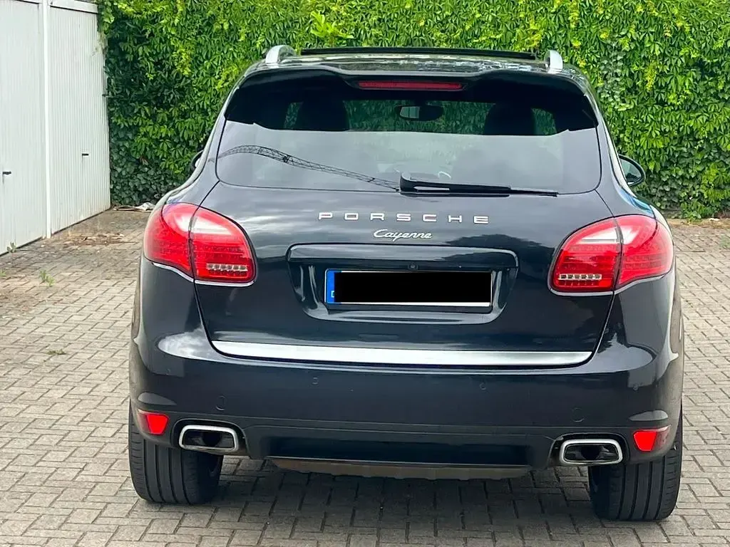 Gebraucht Porsche Cayenne 245 PS (180 kW) 2012 Schwarz SUV